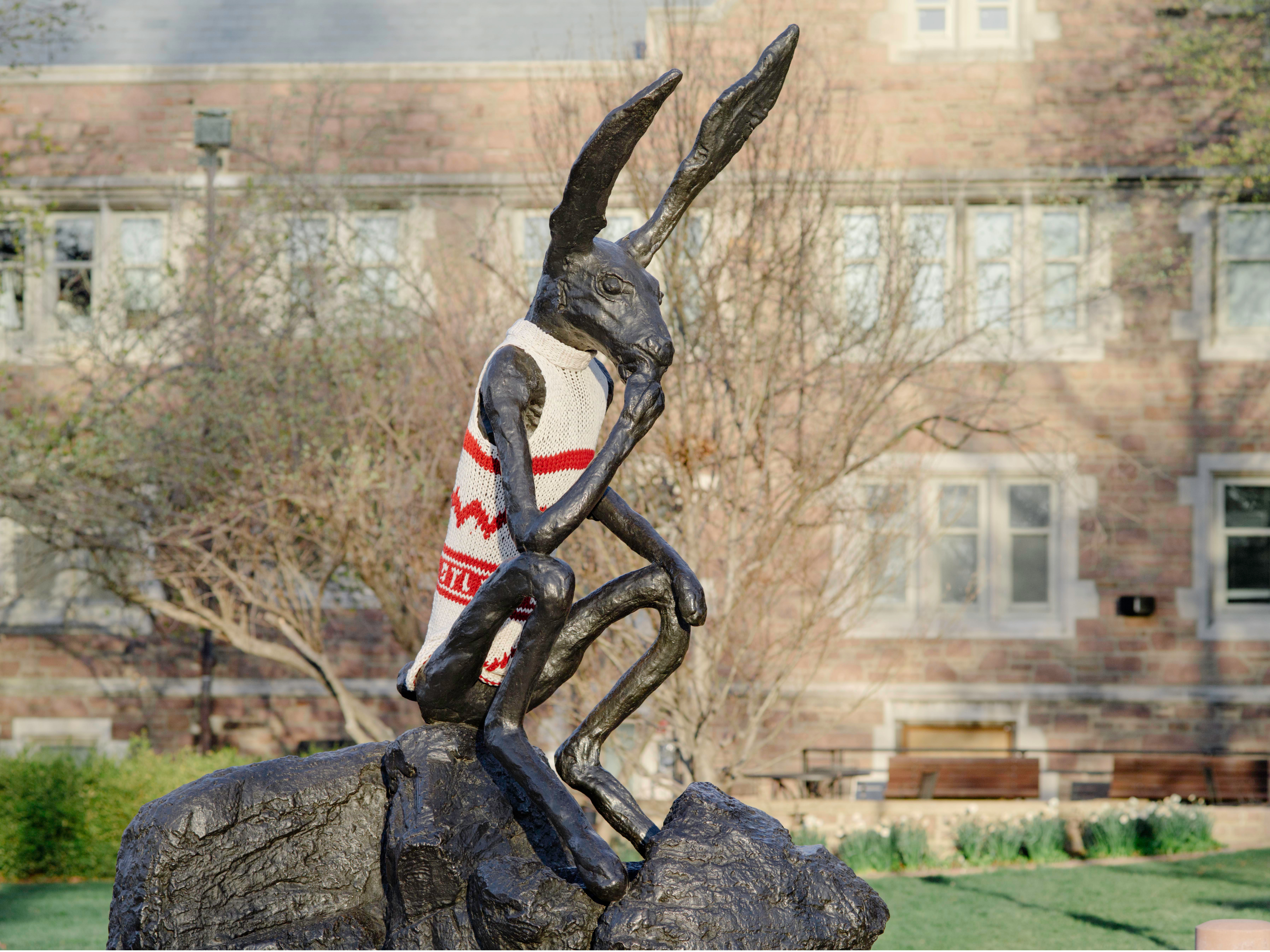 1999 — University sculpture loan